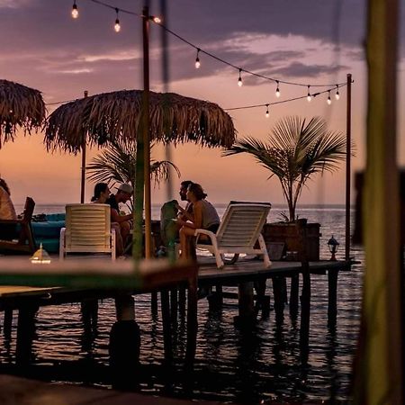 Barrbra Bnb Over The Sea โบกัสทาวน์ ภายนอก รูปภาพ