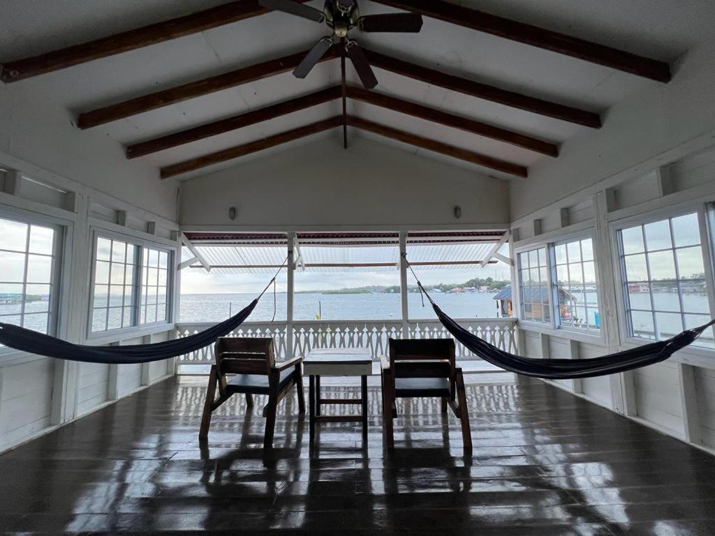 Barrbra Bnb Over The Sea โบกัสทาวน์ ภายนอก รูปภาพ