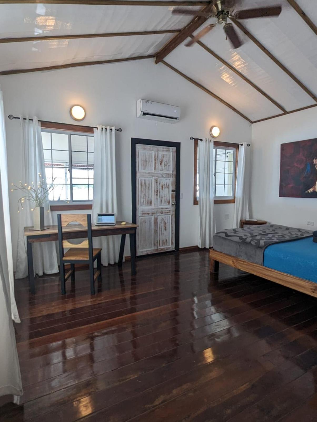 Barrbra Bnb Over The Sea โบกัสทาวน์ ภายนอก รูปภาพ