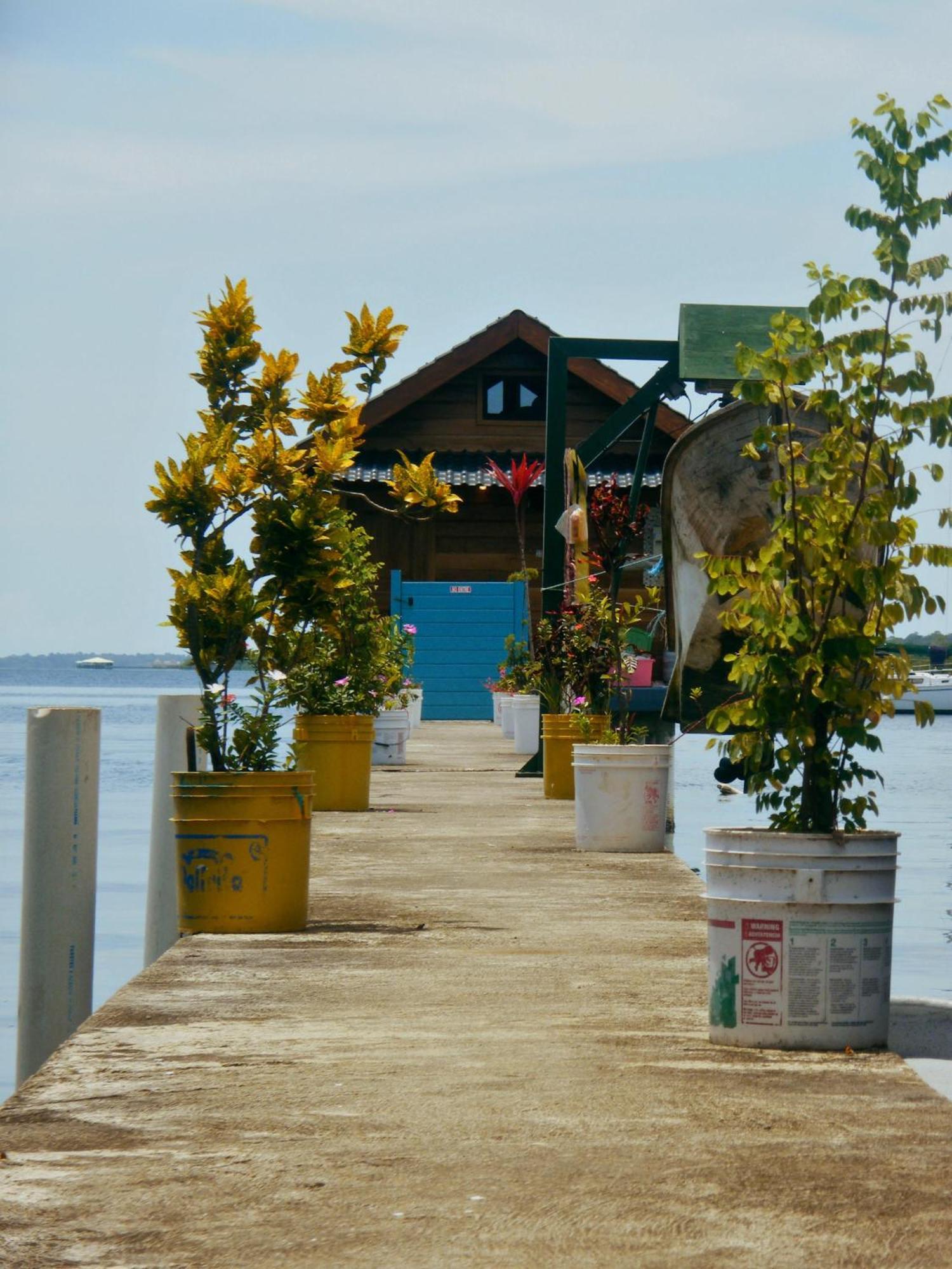 Barrbra Bnb Over The Sea โบกัสทาวน์ ภายนอก รูปภาพ