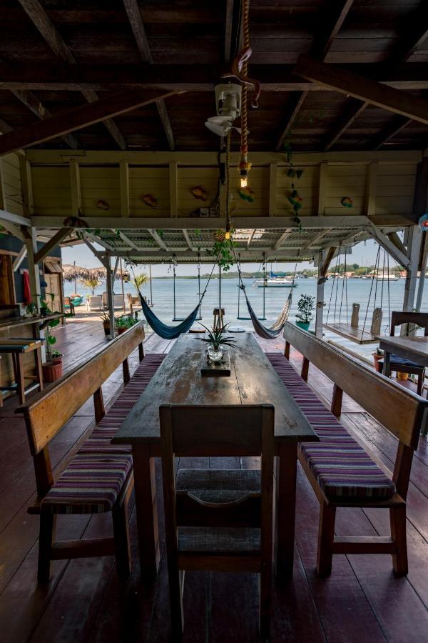 Barrbra Bnb Over The Sea โบกัสทาวน์ ภายนอก รูปภาพ